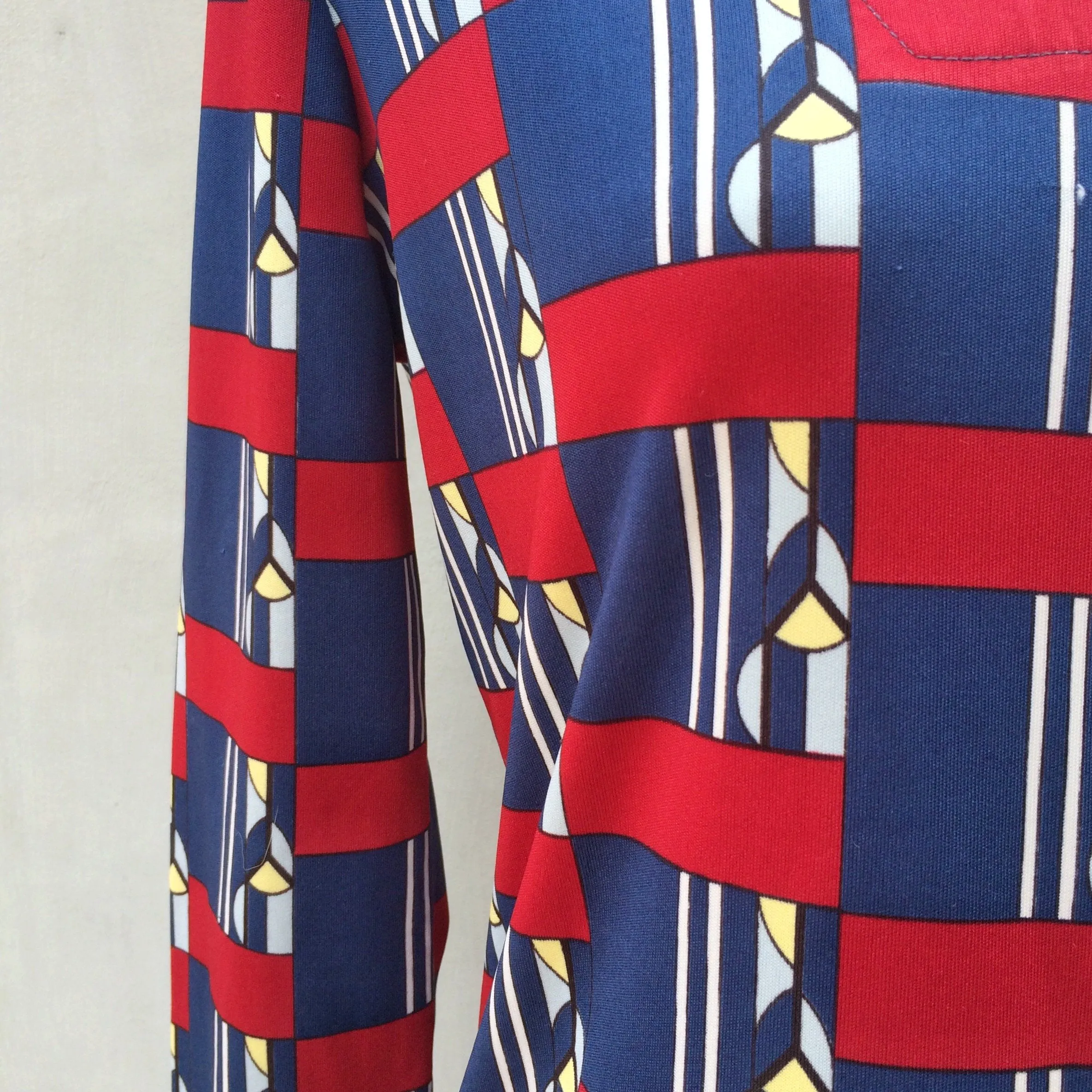 Mod Pop Mum Pops | Vintage 1960s 1970s retro Mod Pop Art deco print Pointy-collar Shirt Blouse | Trippin'!
